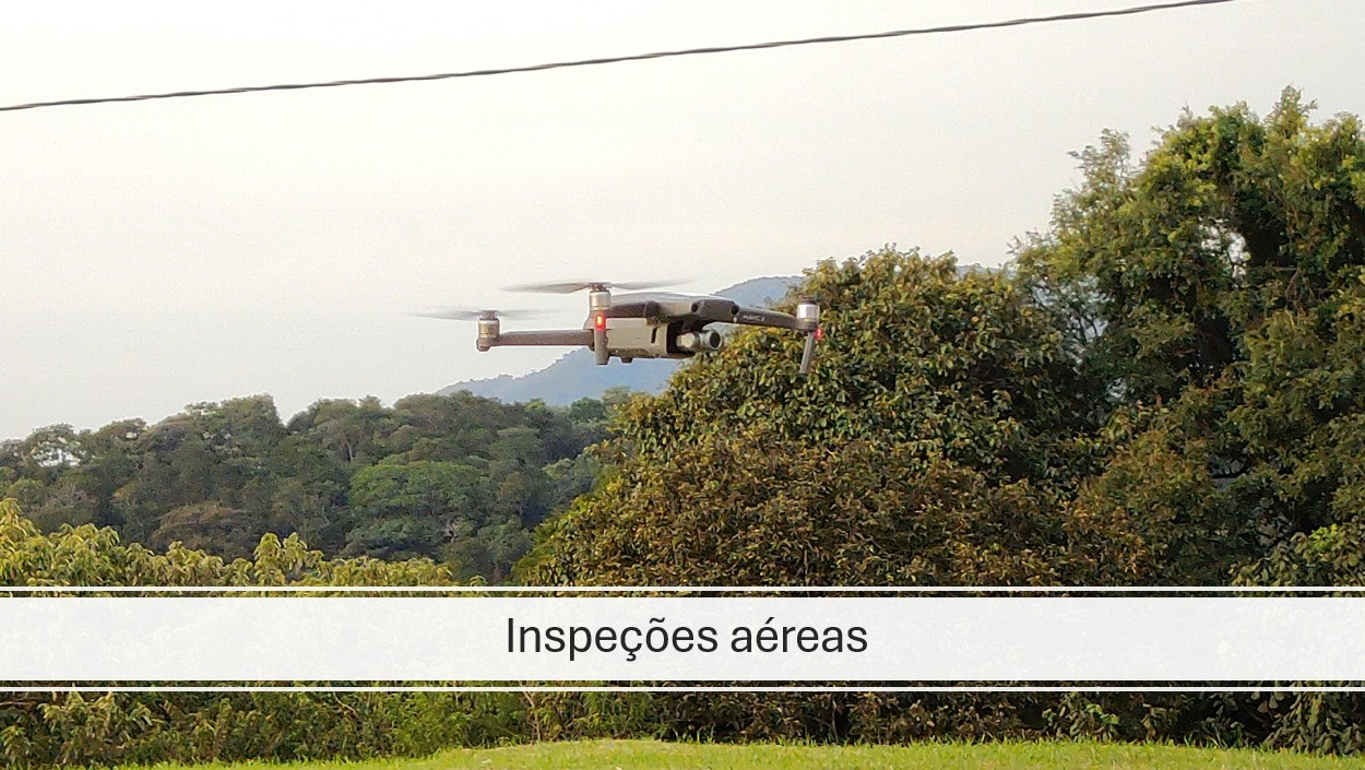 Inspeção aérea em estrutura industrial